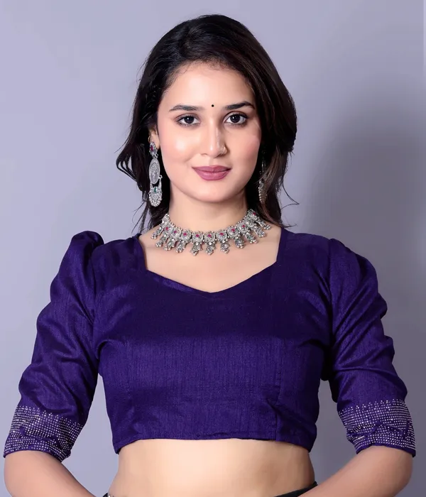 Purple_Georgette_Saree_with_Silver_Embellished_Border_and_Blouse_For_Women