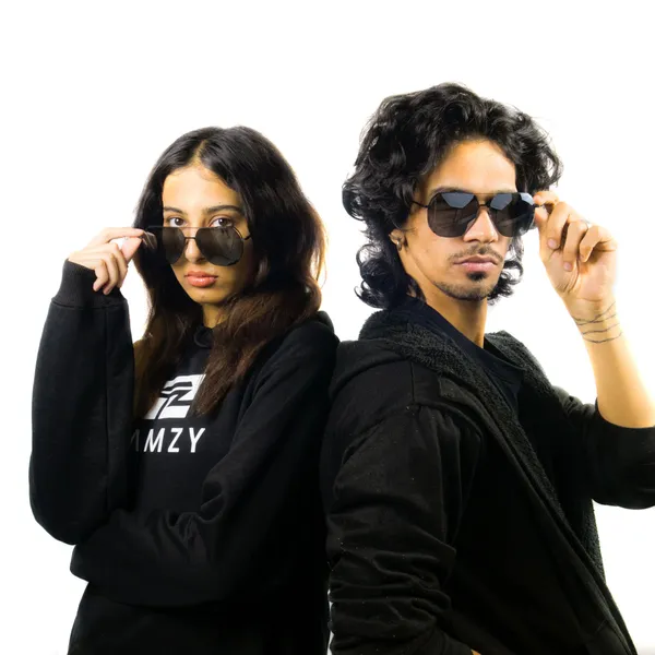Grey_Polycarbonate_Premium_Unisex_Sunglasses