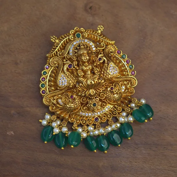 Udbhava_Traditional_Nakshi_Lakshmi_Pendant_with_Green_Drops_–_Temple_Jewellery_Design