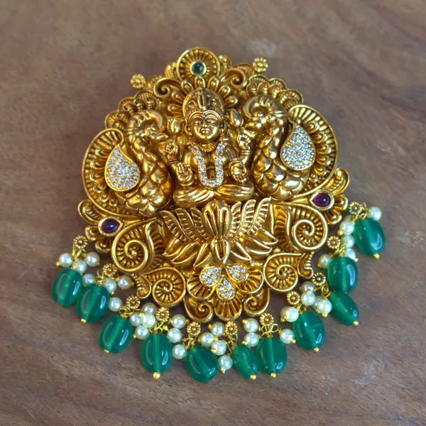 Udbhava_Traditional_Nakshi_Lakshmi_Pendant_with_Green_Bead_&_Pearl_Drops_–_Temple_Jewellery
