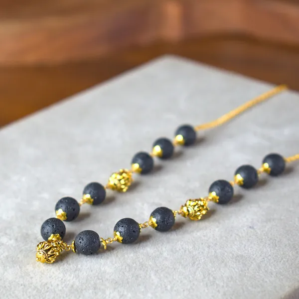 Udbhava_Handcrafted_Black_Lava_Stone_Kattu_Theega_Necklace_with_Gold_Beads_|_Minimal_Elegant_Daily_Wear_Jewellery