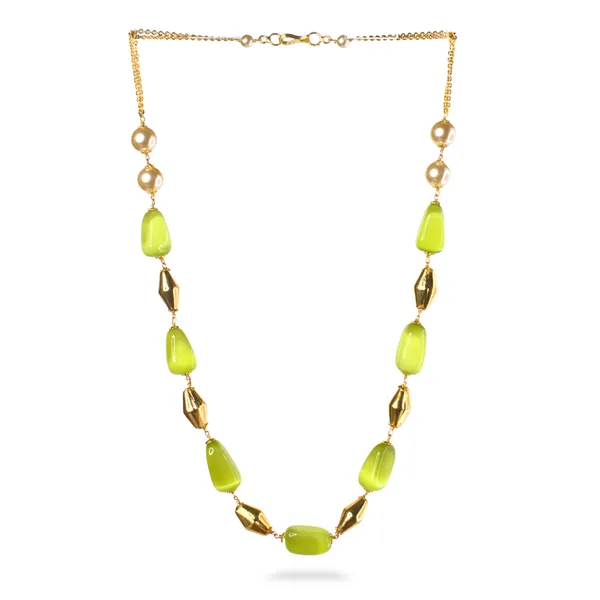 Handcrafted_Kattu_Theega_Necklace_with_Premium_Simulated_Pearls,_Monalisa_Beads_&_Gold_Balls_|_Elegant_Daily_Wear_Jewellery
