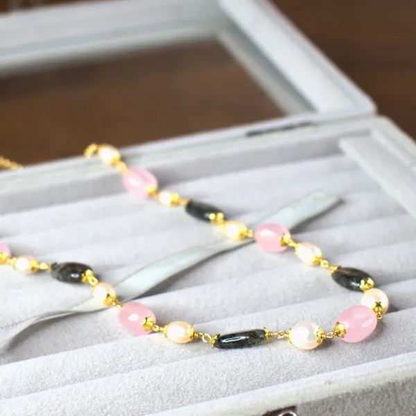 Handcrafted_Premium_Kattu_Theega_Necklace_with_Real_Pearls_&_Natural_Stone_Beads_|_Elegant_Minimal_Jewellery