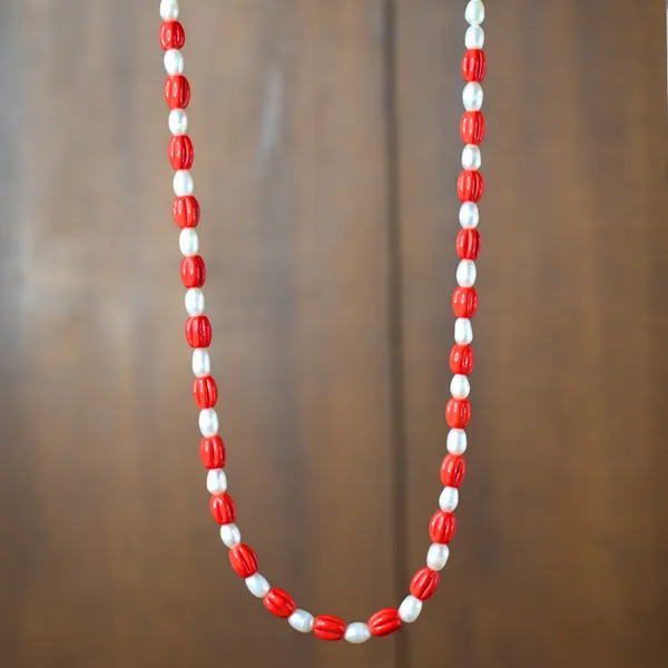 Handcrafted_Sutrakar_Necklace_with_Real_Pearls_&_Synthetic_Coral_Beads_|_Classic_Traditional_Design