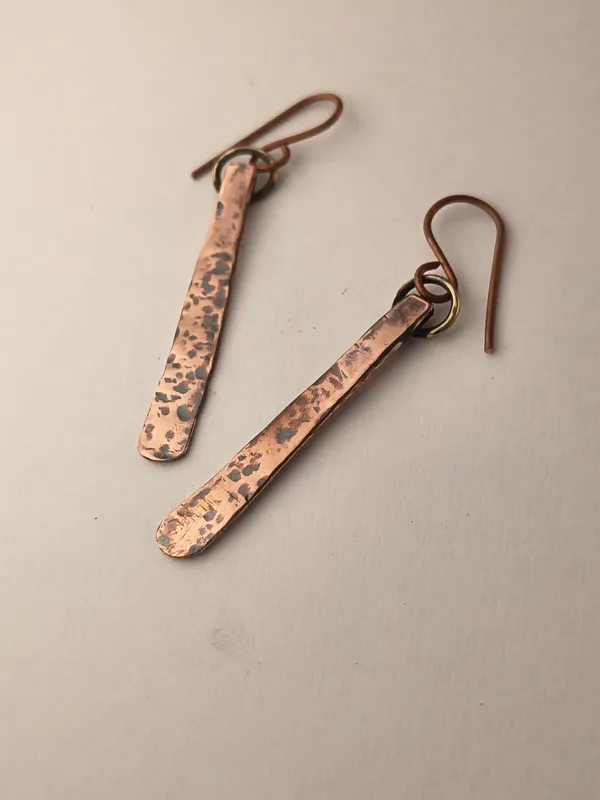 Handcrafted_Copper_Drift_Bar_Earrings