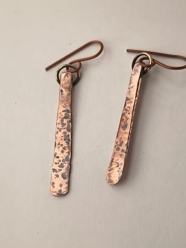 Handcrafted_Copper_Drift_Bar_Earrings