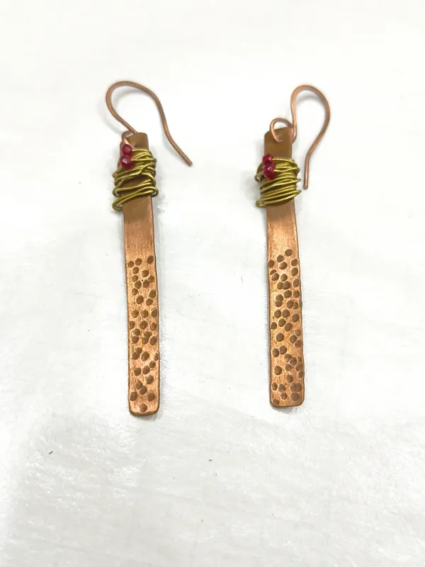 Handcrafted_Copper_Ember_Bar_Earrings