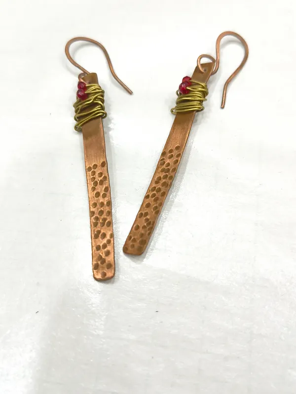 Handcrafted_Copper_Ember_Bar_Earrings