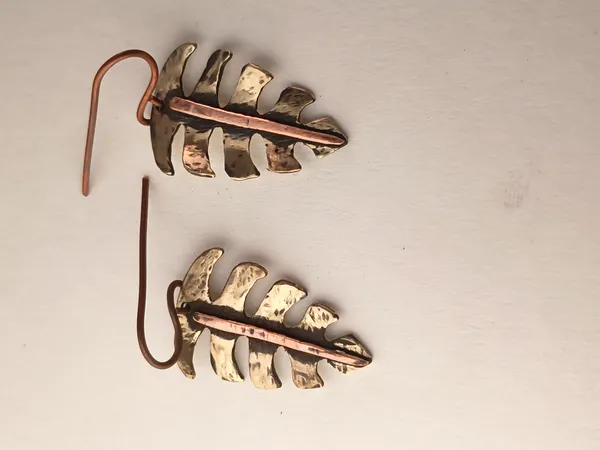 Handcrafted_Forest_Vein_Leaf_Earrings
