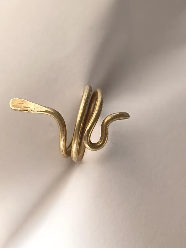 Handcrafted_Golden_Serpent_Brass_Wrap_Ring