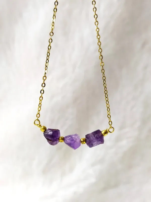 Natural_RawAmethyst_Pendant_For_Calmness,_Protection_&_Spiritual_Growth
