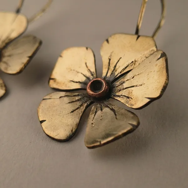 Handcrafted_Sadaphuli_Bloom_Earrings