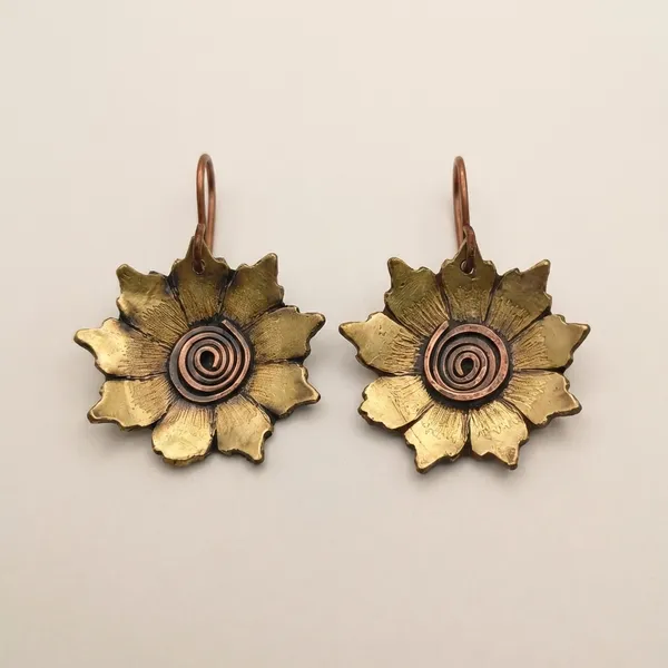 Handcrafted_Surya_Bloom_Earrings