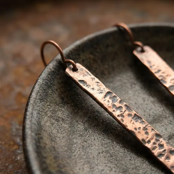 Handcrafted_Copper_Drift_Bar_Earrings