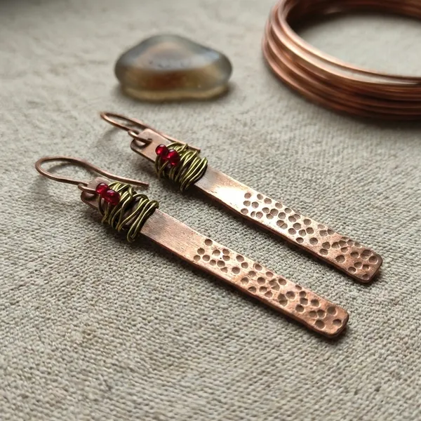 Handcrafted_Copper_Ember_Bar_Earrings