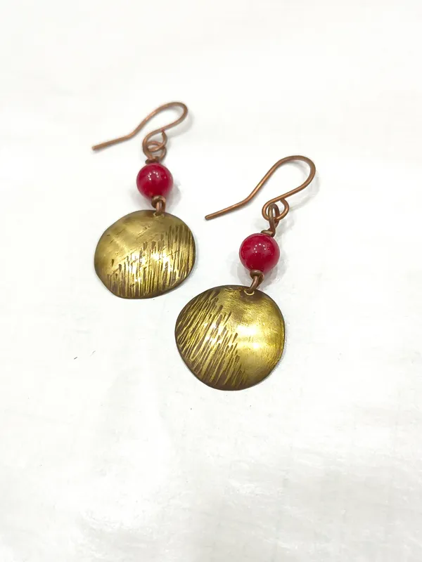 Handcrafted_Ruby_Glow_Disc_Earrings