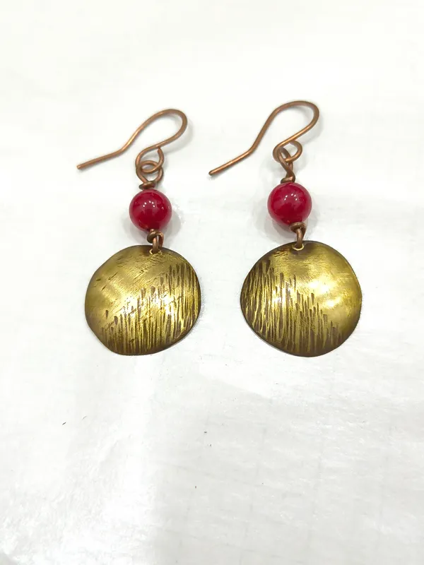 Handcrafted_Ruby_Glow_Disc_Earrings