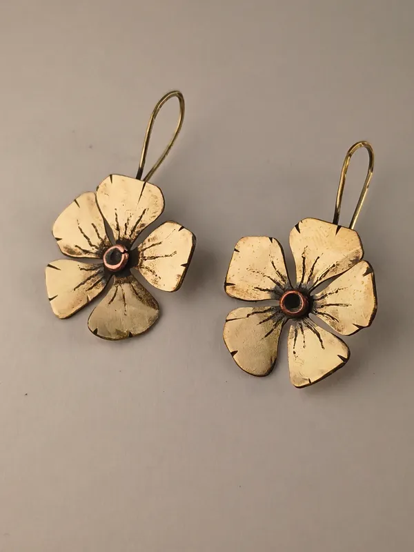 Handcrafted_Sadaphuli_Bloom_Earrings