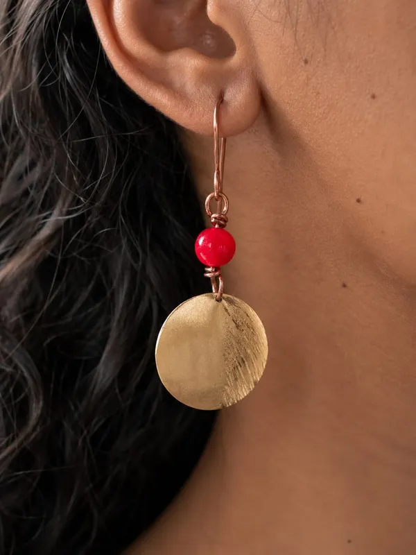 Handcrafted_Ruby_Glow_Disc_Earrings