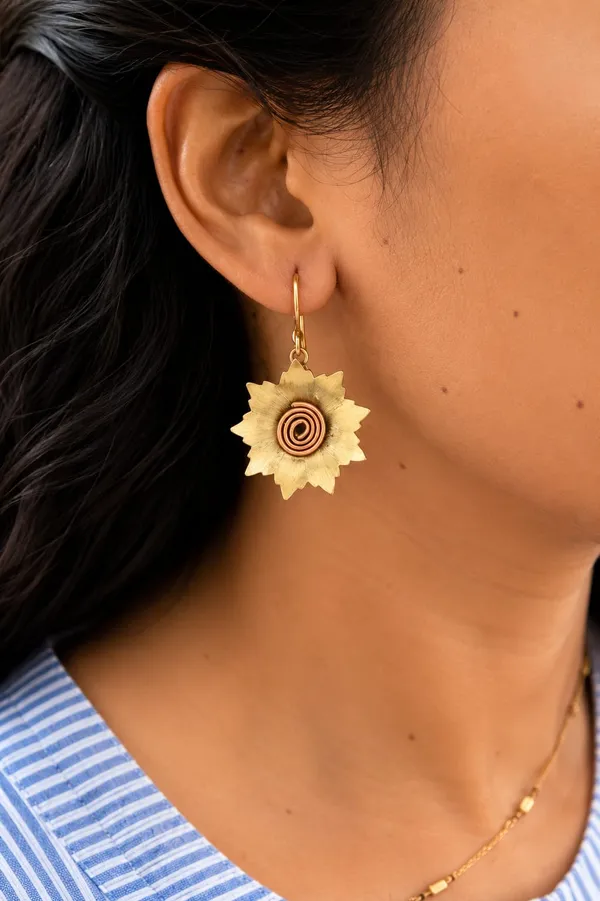 Handcrafted_Surya_Bloom_Earrings