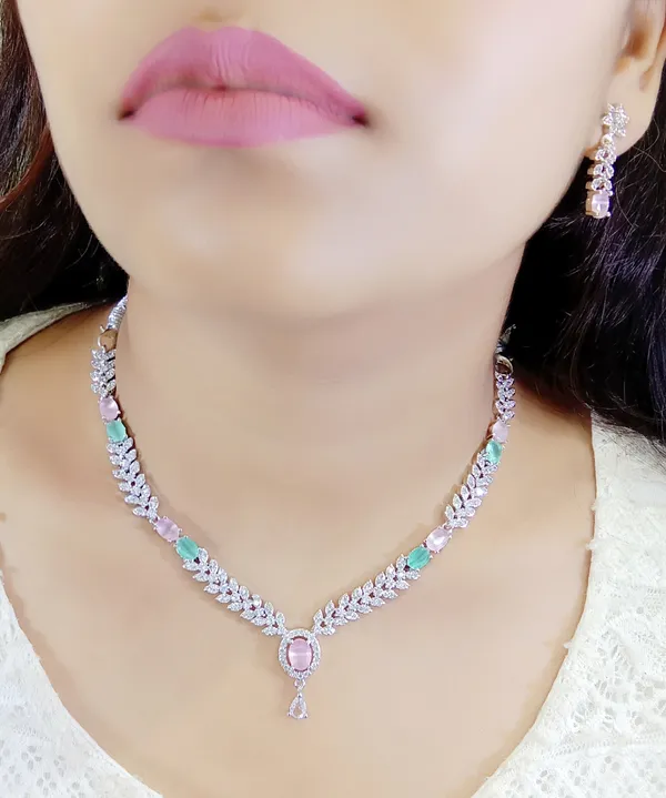 Silver_Alloy_Crystal_Necklace_Set_For_Women