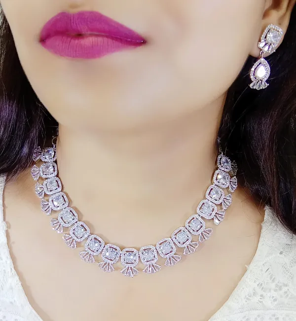Silver_Alloy_Necklace_And_Earrings_Set_For_Women