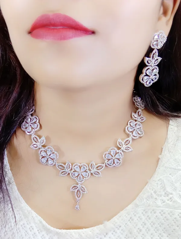 Silver_Floral_Alloy_Necklace_Set_For_Women