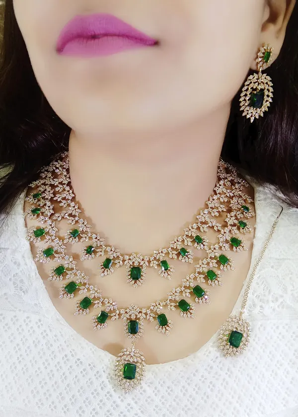 Green_Stone_Alloy_Necklace_And_Earrings_Set_For_Women