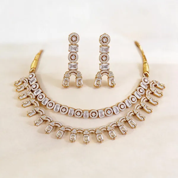 Gold_Stone_Studded_Alloy_Necklace_Set_For_Women