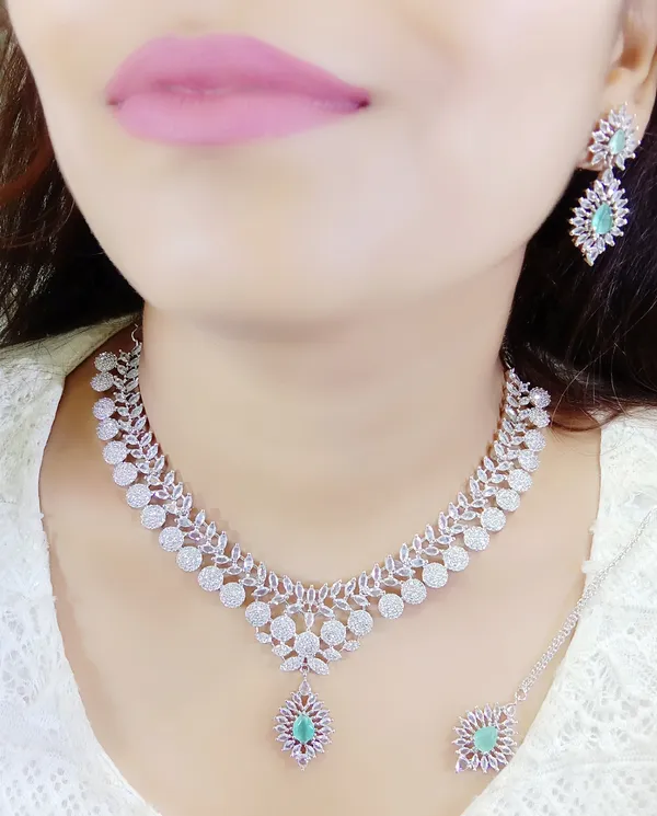 Silver_Stone_Alloy_Necklace_And_Earrings_Set_For_Women