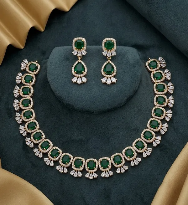 Green_Alloy_Stone-Studded_Necklace_Set_For_Women