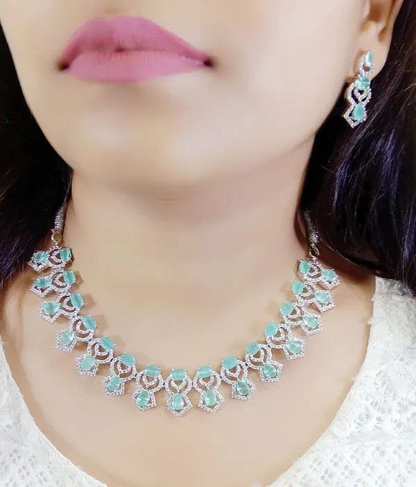 Silver_And_Green_Alloy_Stone_Necklace_Set_For_Women