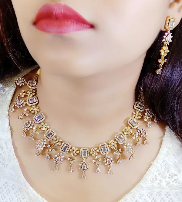 Gold_Stone_Studded_Alloy_Necklace_And_Earrings_Set_For_Women
