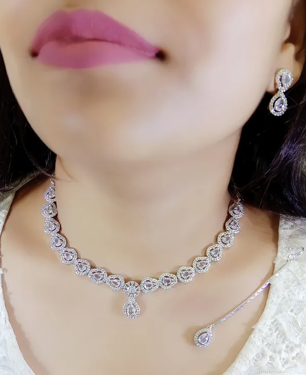 Silver_Alloy_Crystal_Necklace_And_Earrings_Set_For_Women