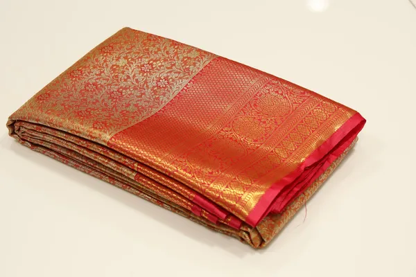 Pink_Gold_Kanchipuram_Inspired_Semi_Silk_Saree_With_Wide_Contrast_Border