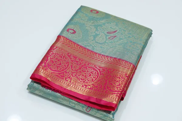 Royal_Purple_Kanchipuram_Inspired_Semi_Silk_Saree_With_Wide_Contrast_Border