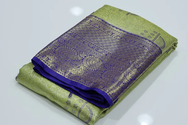 Lime_Green_Kanchipuram_Inspired_Semi_Silk_Saree_With_Wide_Contrast_Border
