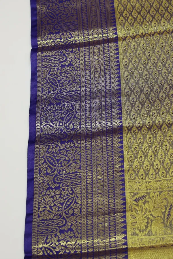 Parrot_Green_Dharmavaram_Inspired_Semi_Silk_Saree_With_Wide_Contrast_Border