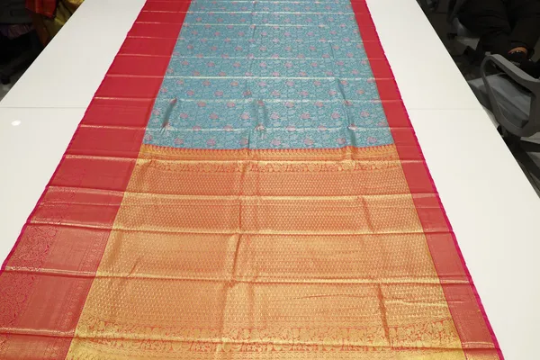 Teal_Green_Gadwal_Inspired_Semi_Silk_Saree_With_Wide_Contrast_Border