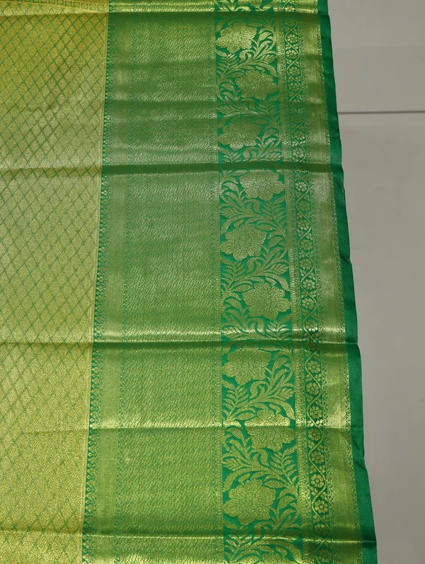 Parrot_Green_Dharmavaram_Inspired_Semi_Silk_Saree_With_Coral_Brocade_Pallu