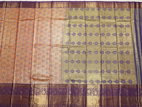 Teal_Green_Gadwal_Inspired_Semi_Silk_Saree_With_Wide_Contrast_Border