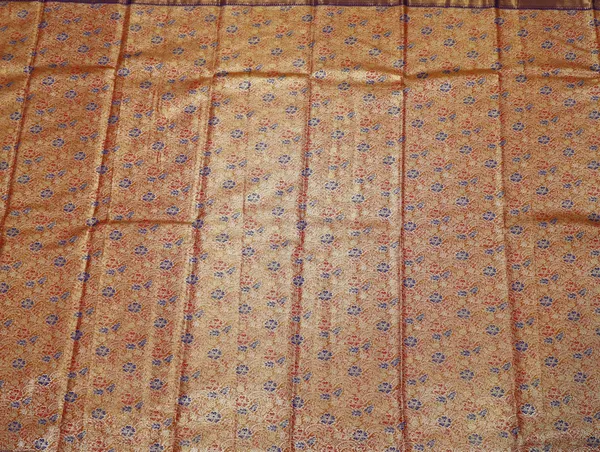 Teal_Green_Gadwal_Inspired_Semi_Silk_Saree_With_Wide_Contrast_Border
