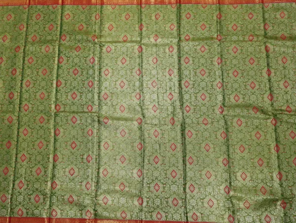 Olive_Green_Kanchipuram_Inspired_Semi_Silk_Saree_With_Wide_Contrast_Border