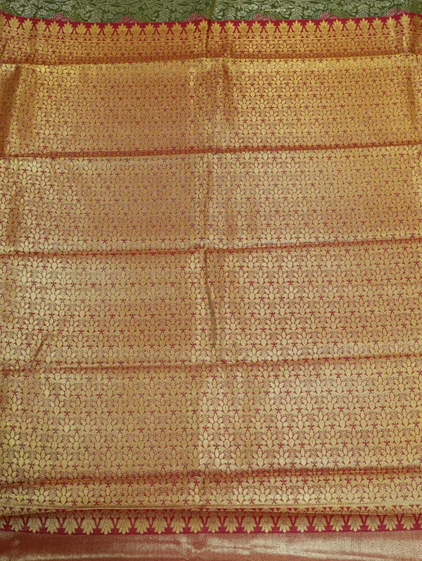 Olive_Green_Gadwal_Inspired_Semi_Silk_Saree_With_Royal_Blue_Contrast_Border