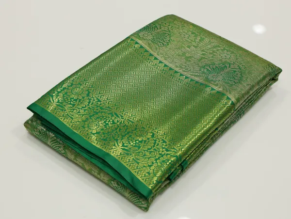 Emerald_Green_Dharmavaram_Inspired_Semi_Silk_Saree_With_Wide_Self_Border