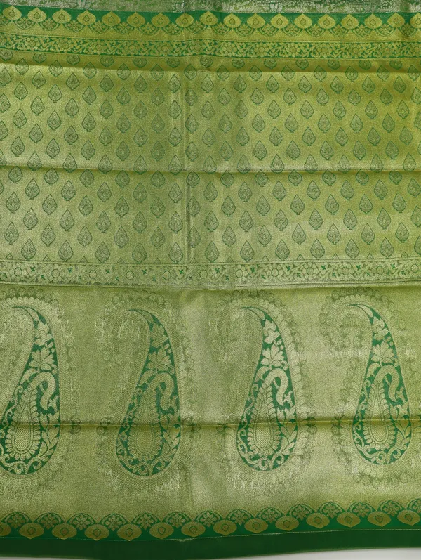 Emerald_Green_Dharmavaram_Inspired_Semi_Silk_Saree_With_Wide_Self_Border
