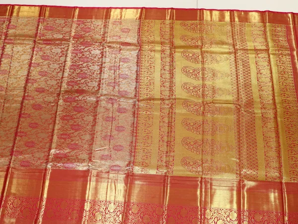 Lime_Green_Uppada_Inspired_Semi_Silk_Saree_With_Small_Self_Border