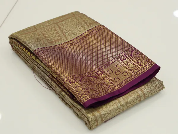 Teal_Green_Kanchipuram_Inspired_Semi_Silk_Saree_With_Wide_Contrast_Border
