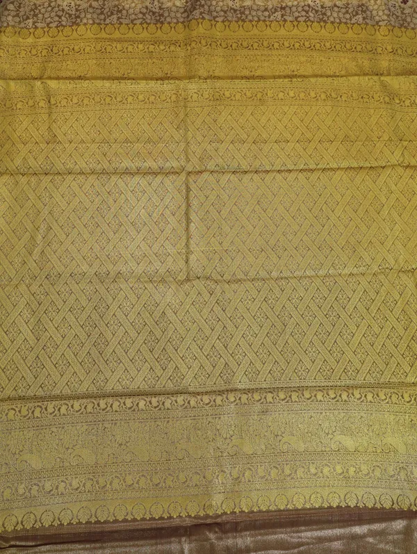 Emerald_Green_Kanchipuram_Inspired_Semi_Silk_Saree_With_Wide_Contrast_Border