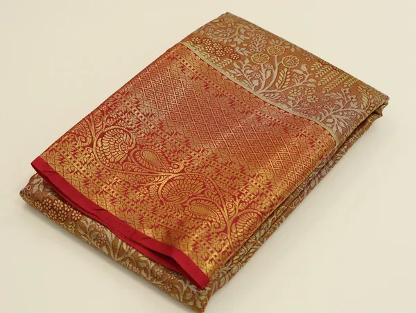 Champagne_Gold_Mysore_Inspired_Semi_Silk_Saree_With_Small_Contrast_Border